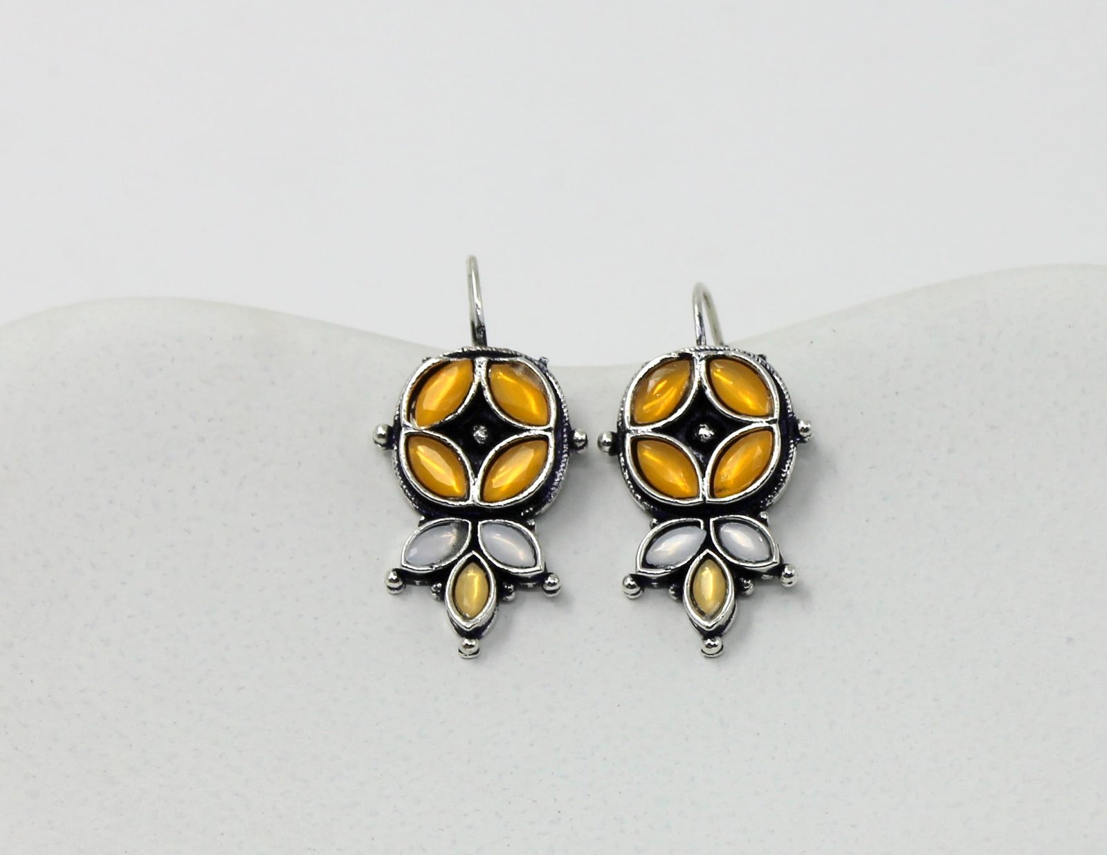 CONTEMPORARY DROP EARINGS