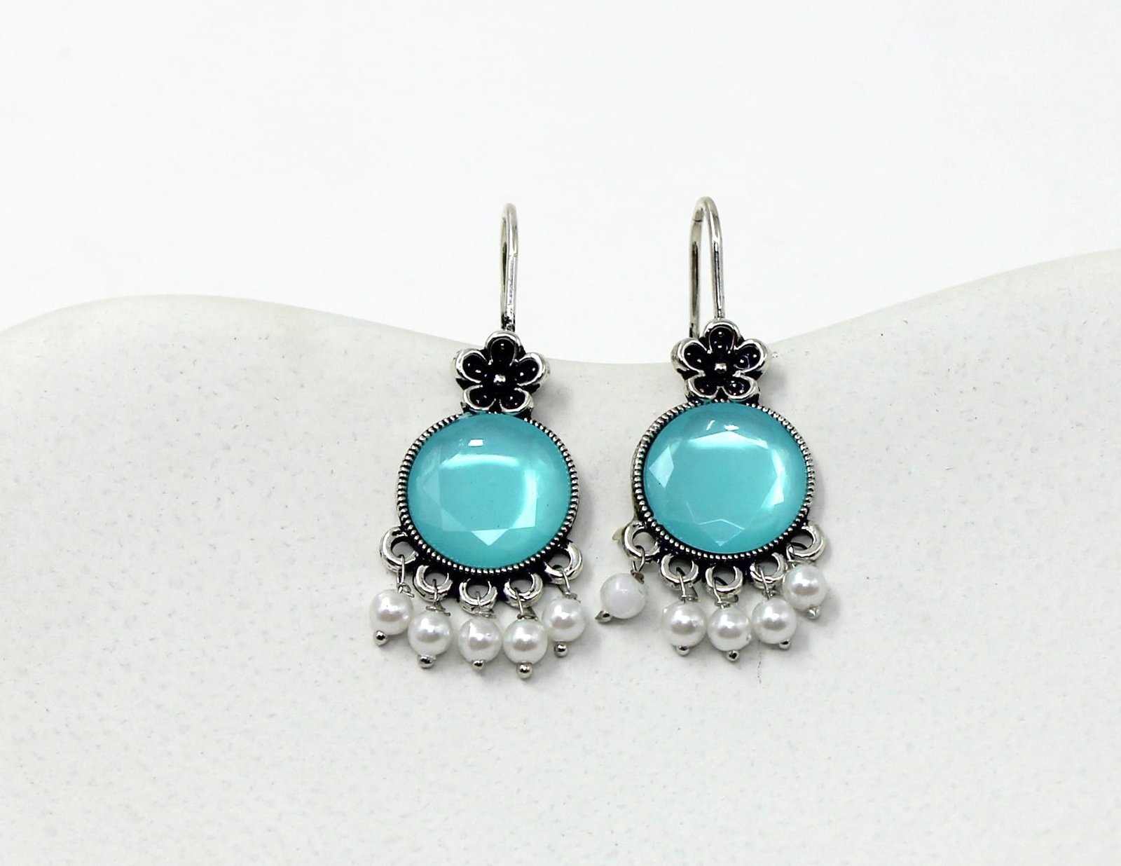 CONTEMPORARY DROP EARINGS